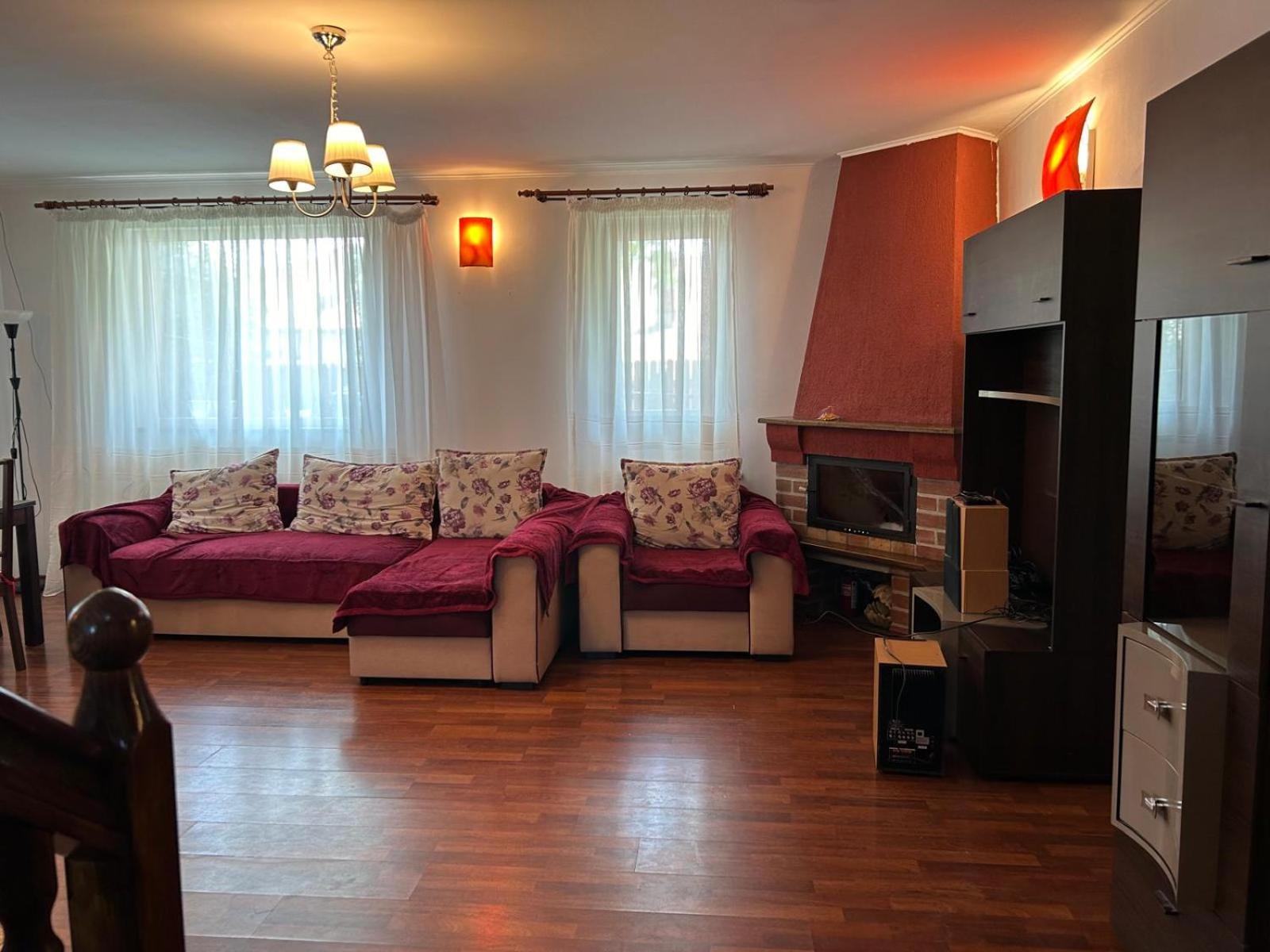 Vila De Inchiriat Aproape De Therme Balotesti Bagian luar foto